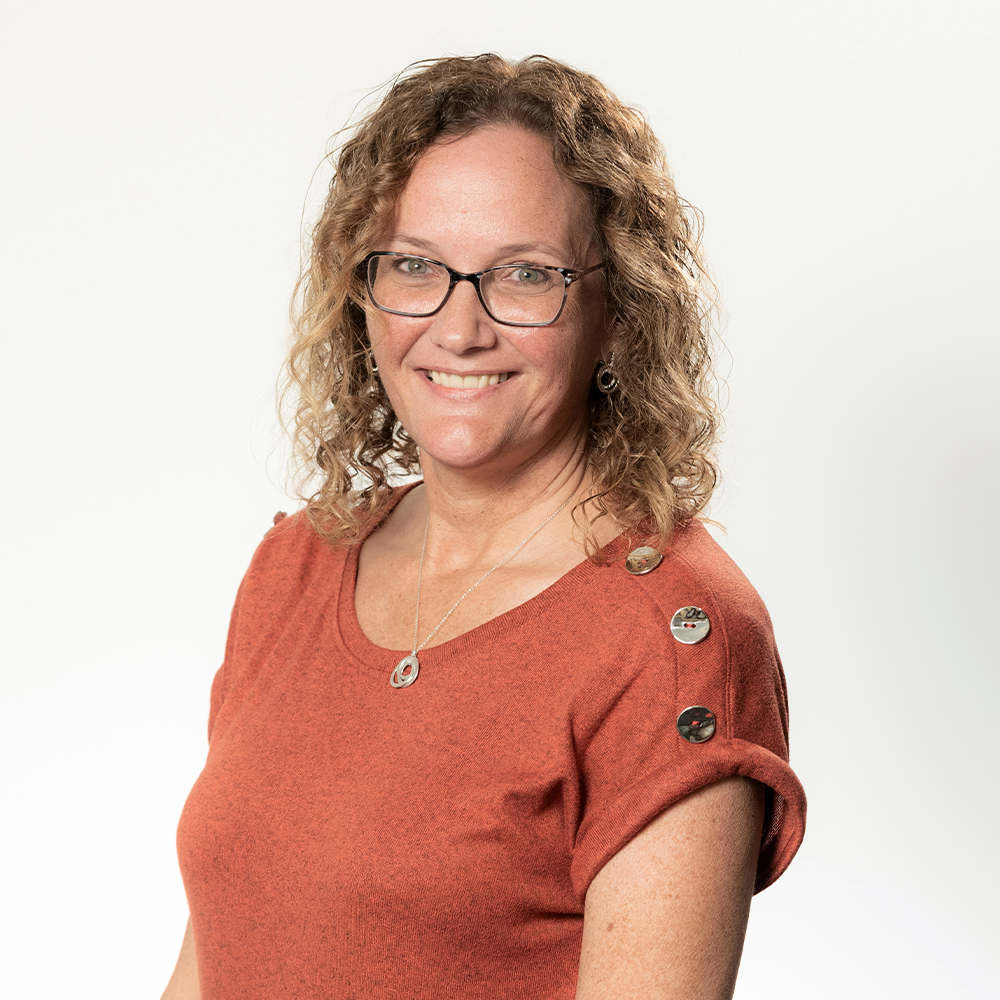 Portrait of Rayna Gillis
